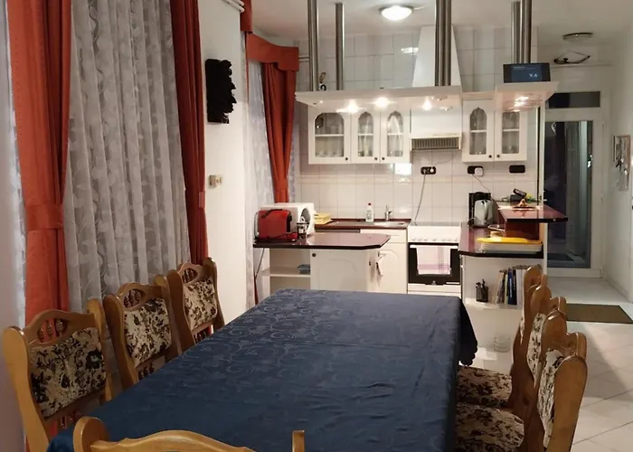 Csokonai בית נופש